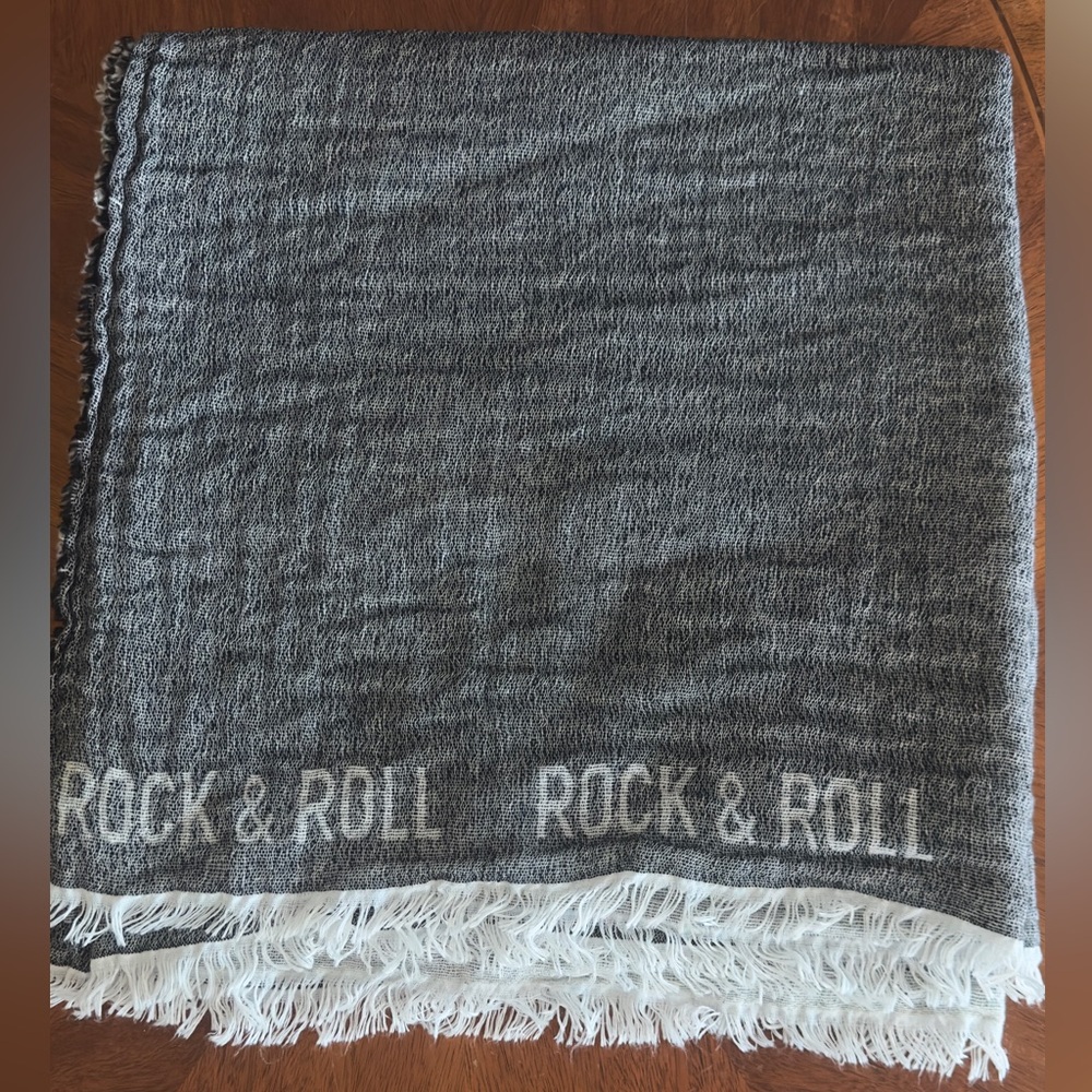Women’s Saint + Sofia Rock and Roll Scarf